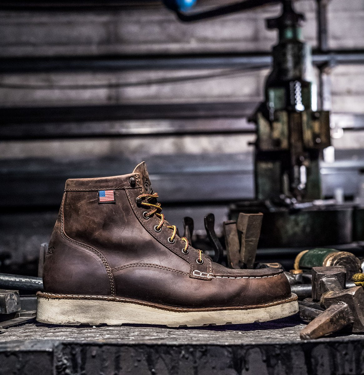 Bull Run Moc Toe 6" Brown Steel Toe / Danner Men