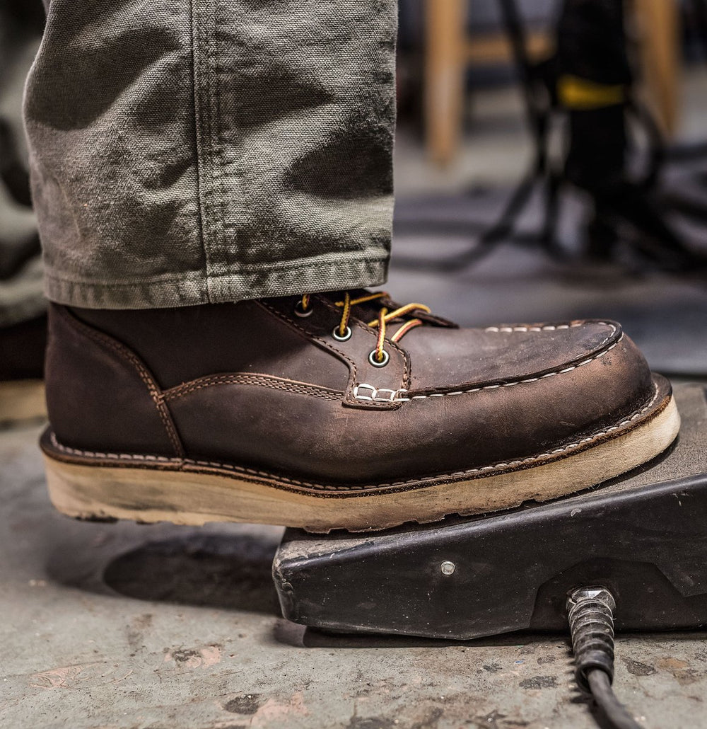 Bull Run Moc Toe 6" Brown Steel Toe / Danner Men