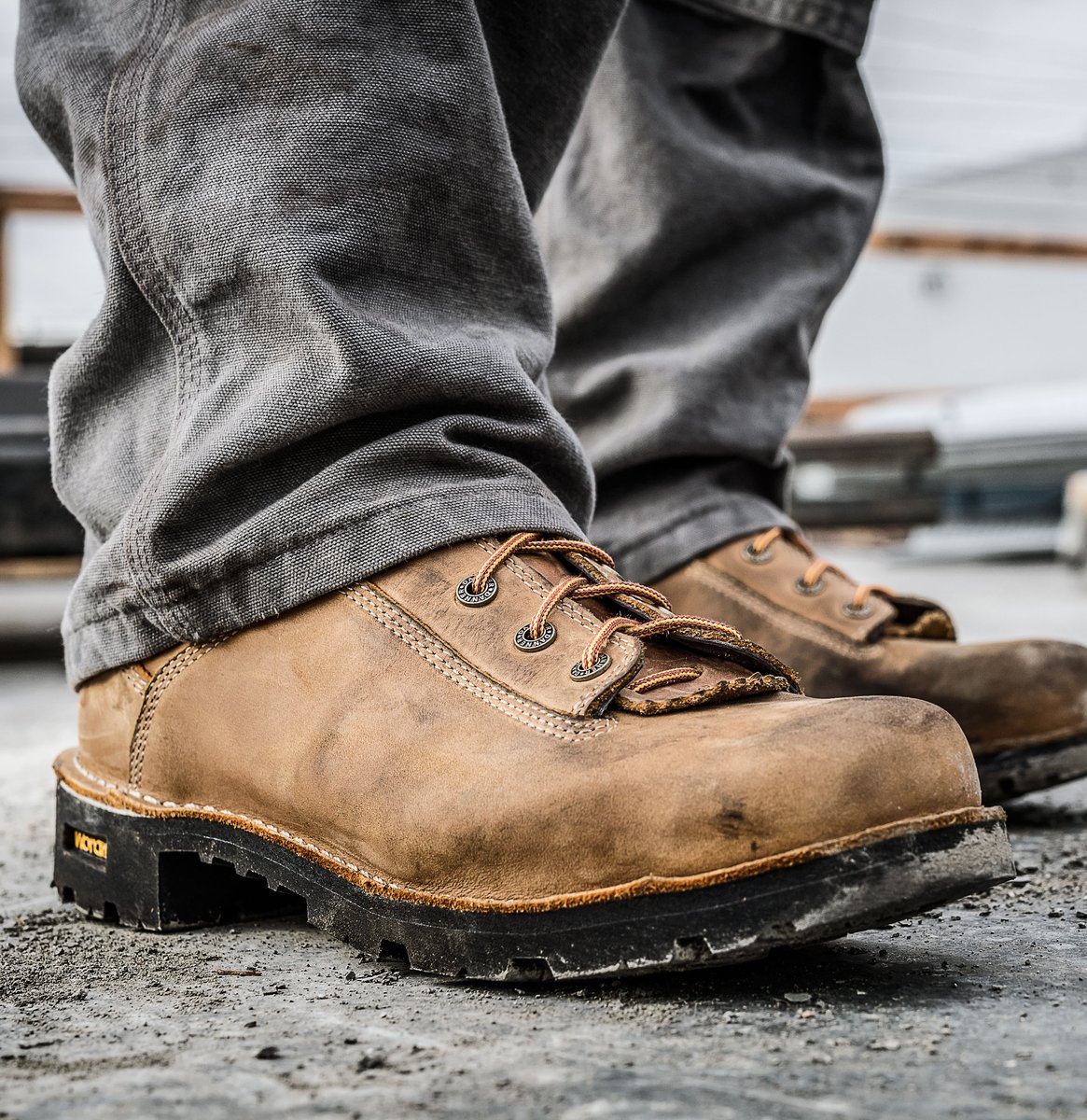 Quarry USA Distressed Brown Insulated 400G Composite Toe (NMT) / Danner Men