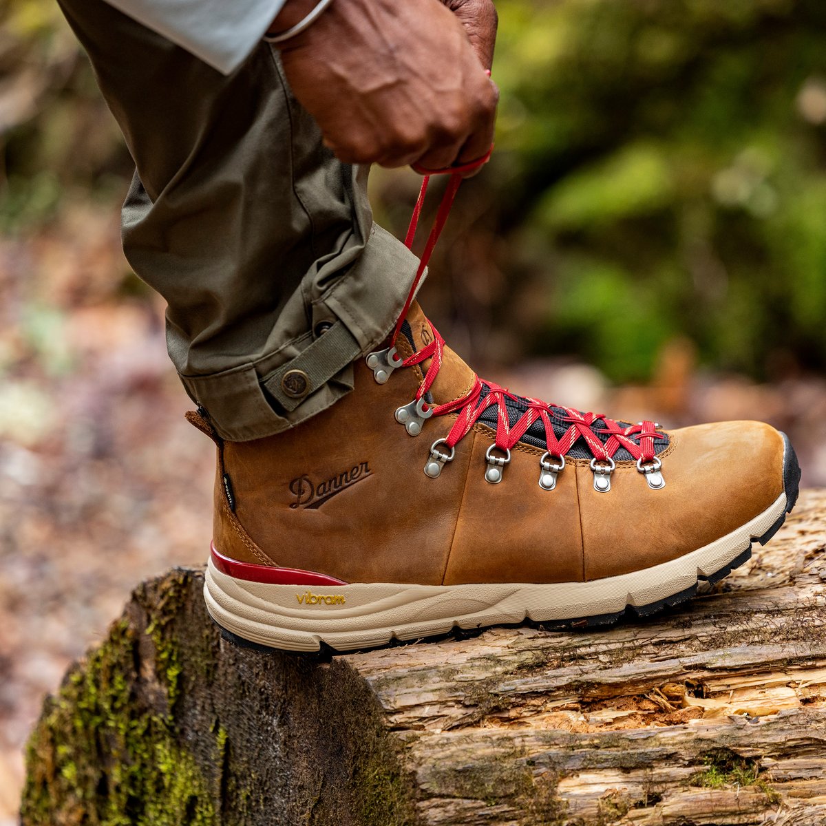 Mountain 600 Leaf GTX Grizzly Brown/Rhodo Red / Danner Men