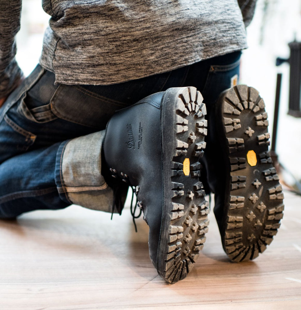 Mountain Light Black - GORE-TEX / Danner Men
