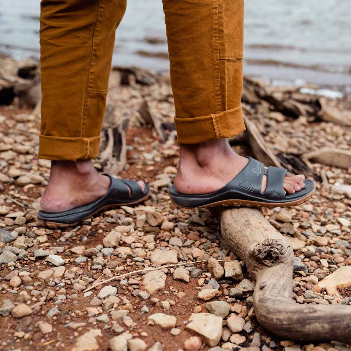 Shelter Cove Black / Danner Men