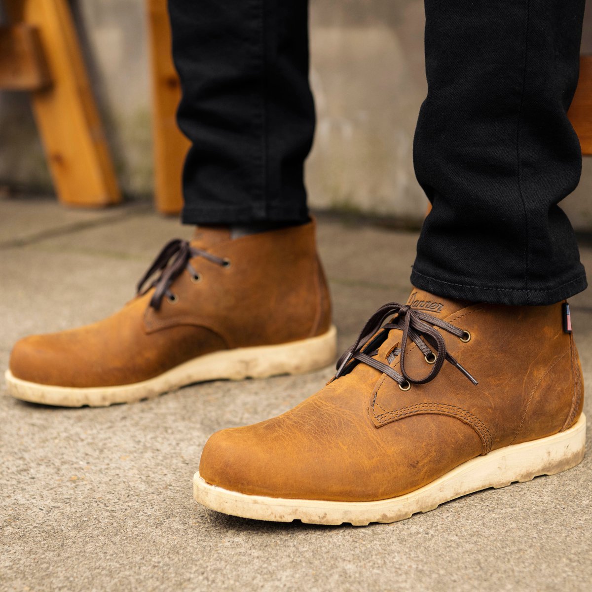 Pine Grove Chukka Roasted Pecan / Danner Men