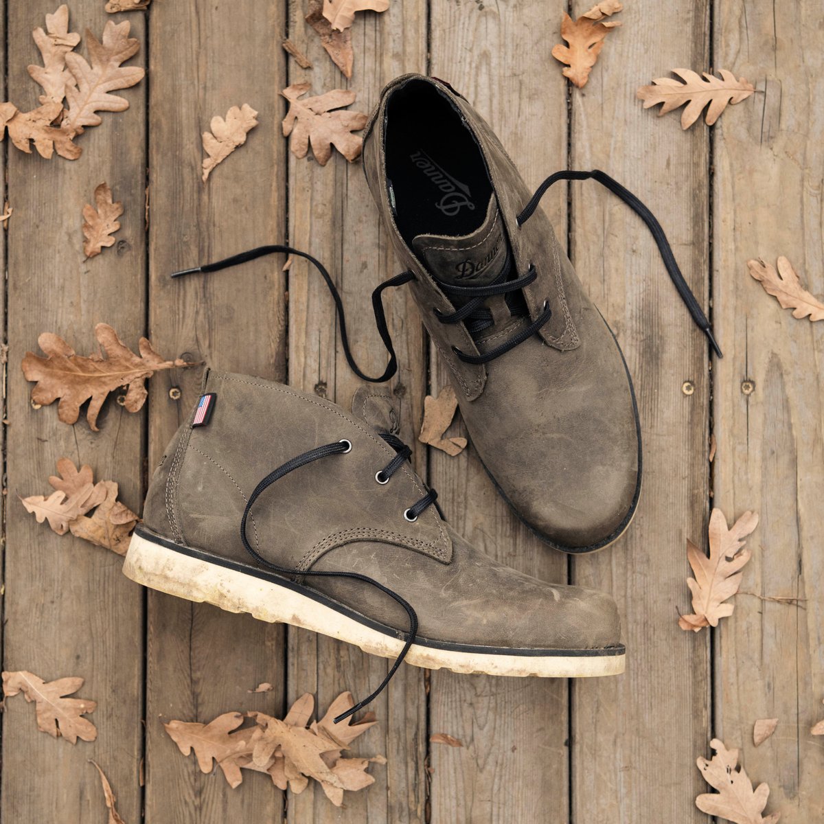 Pine Grove Chukka Charcoal / Danner Men