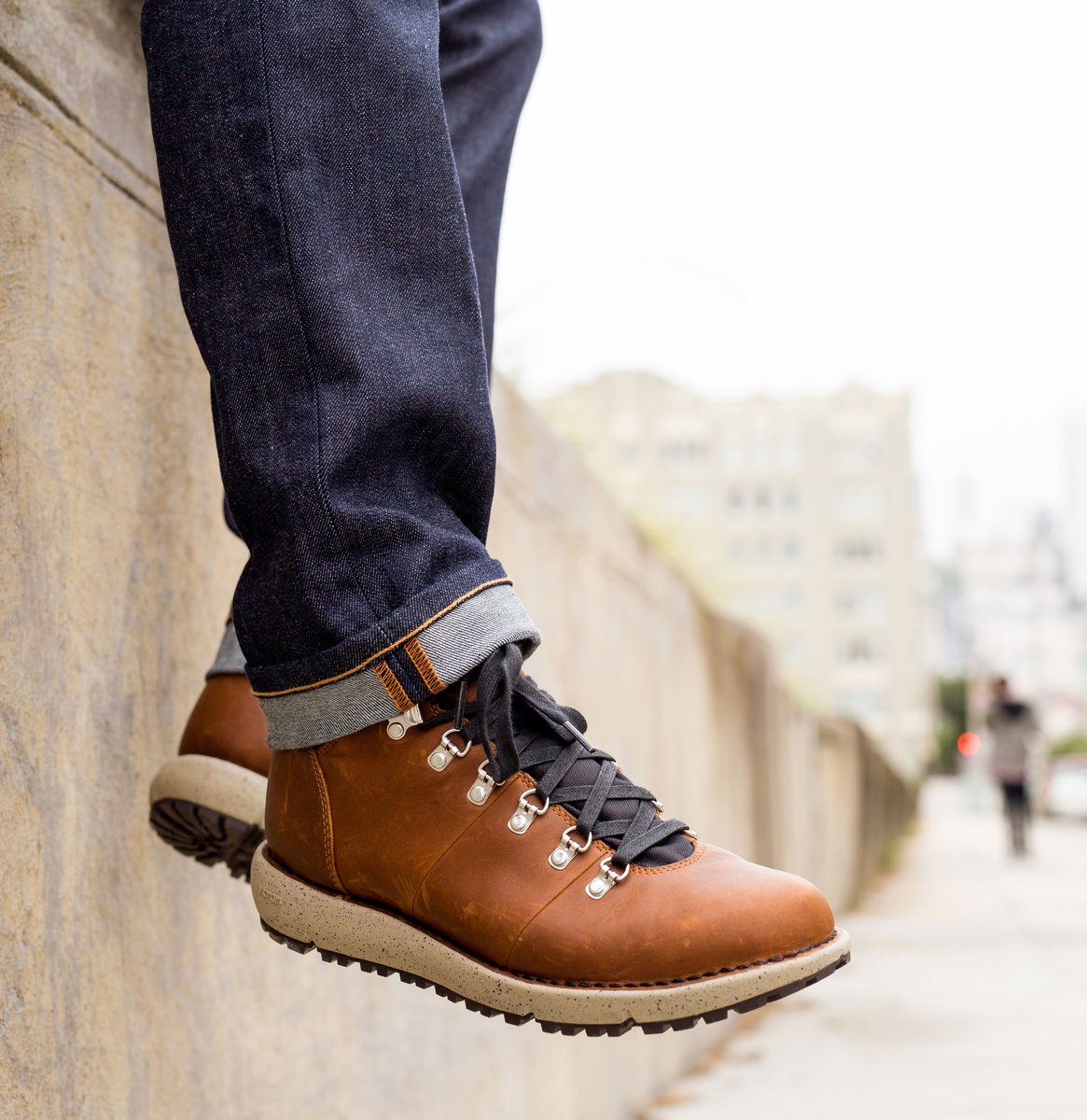 Vertigo 917 Light Brown / Danner Men
