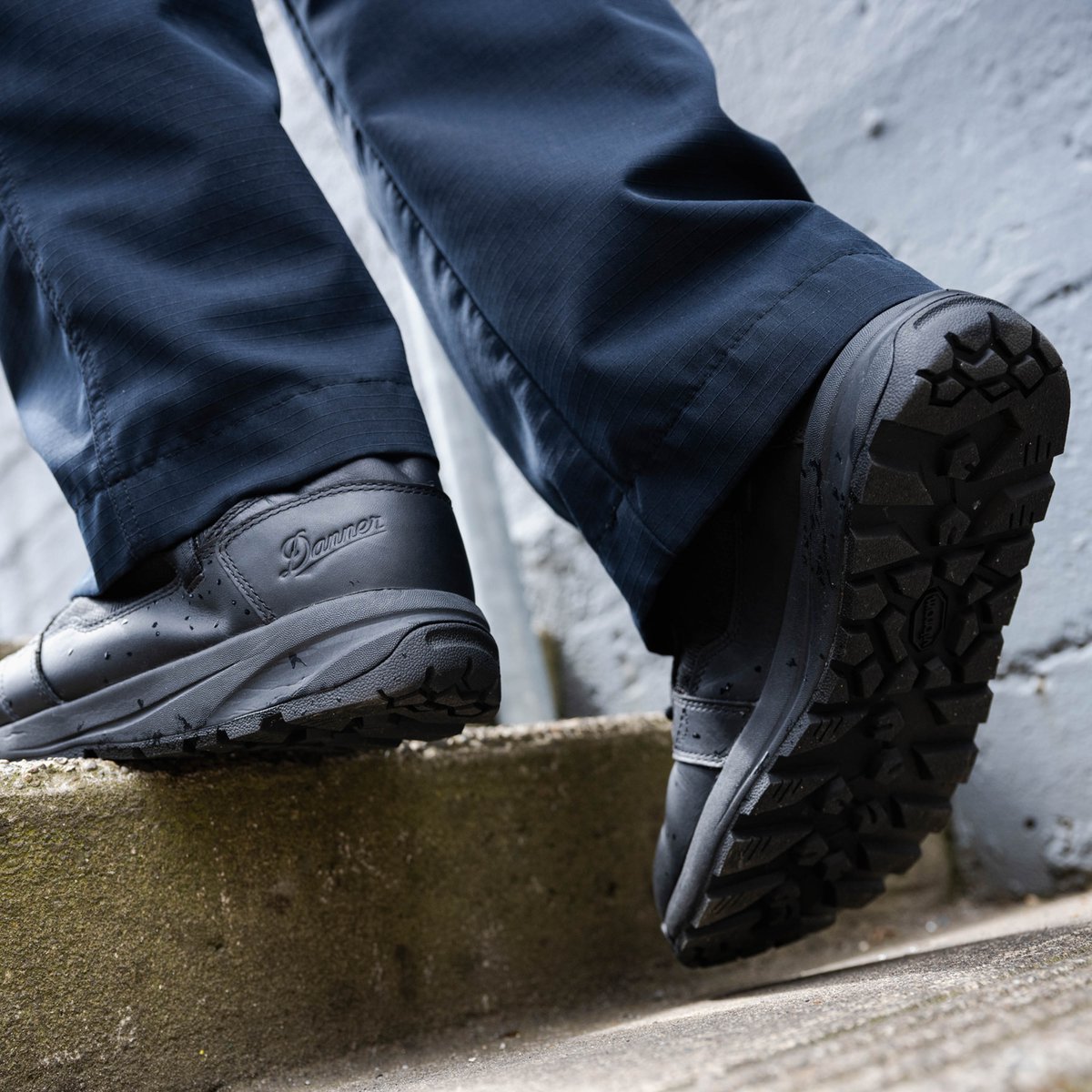 Resurgent Tactical Black / Danner Men