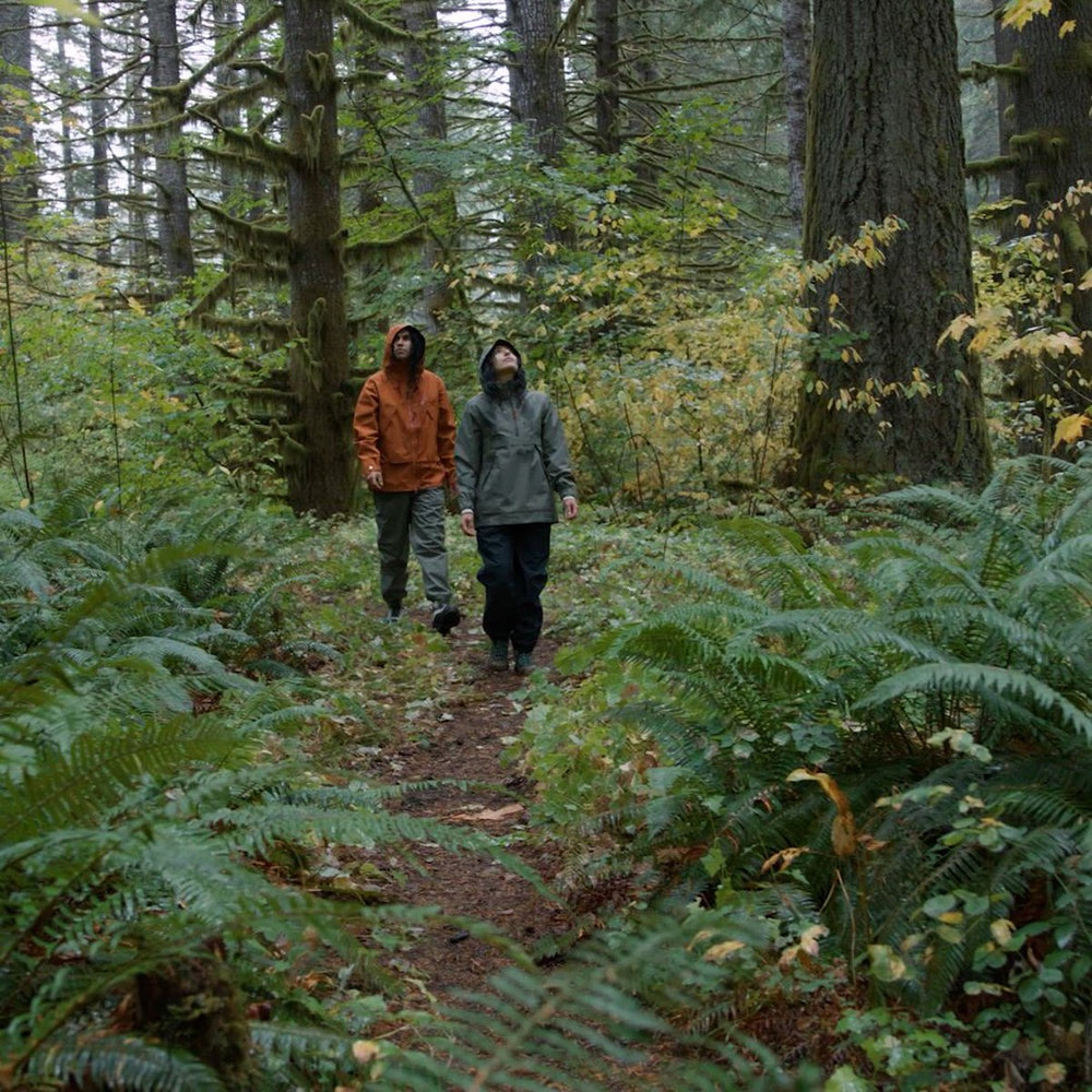 Cascade Crest Packable GTX Jacket Black / Danner Men|Women