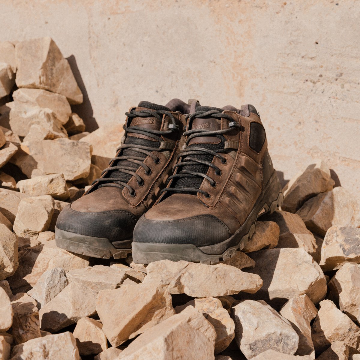 Wheat Ridge Brown/Olive Aluminum Toe / Danner Women