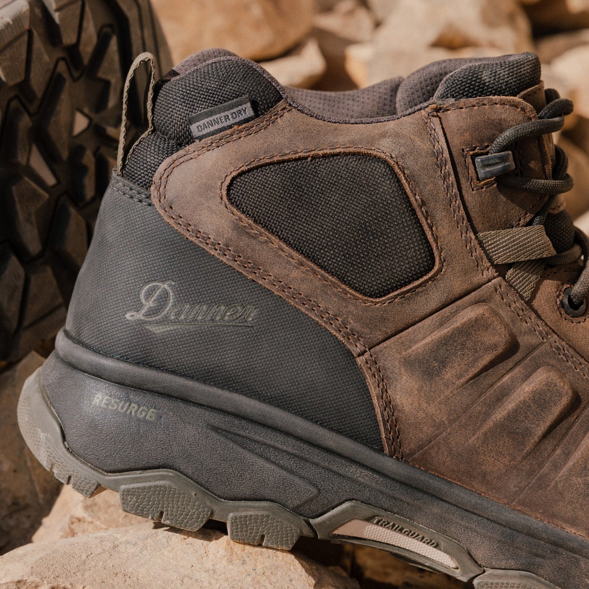 Wheat Ridge Brown/Olive Aluminum Toe / Danner Women