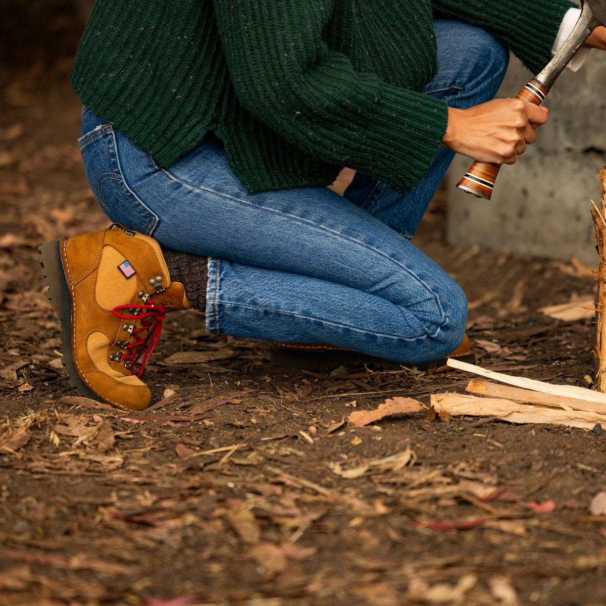 Cascade Crest Grizzly Brown/Rhodo Red / Danner Women