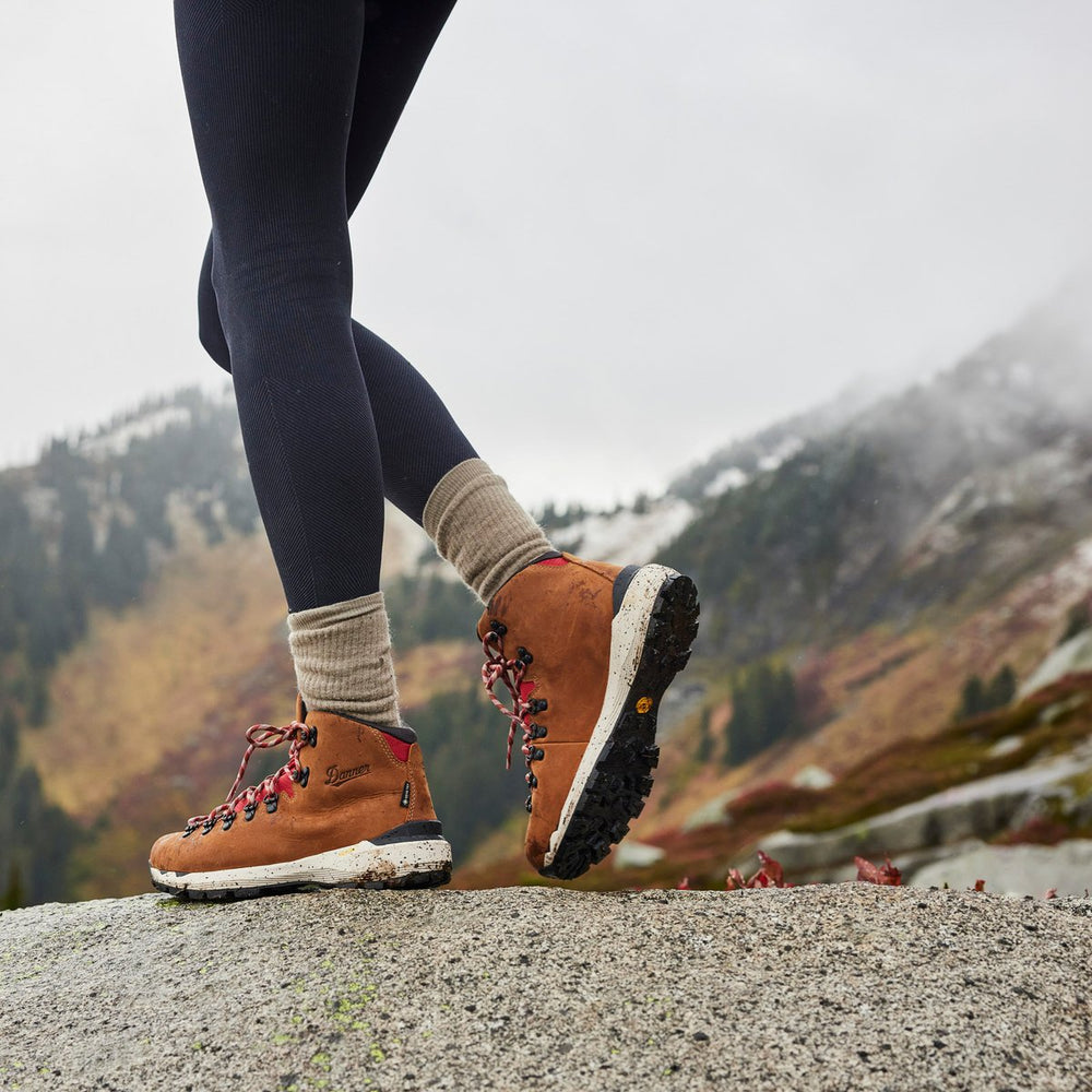 Mountain 600 EVO Mocha Brown/Rhodo Red / Danner Women