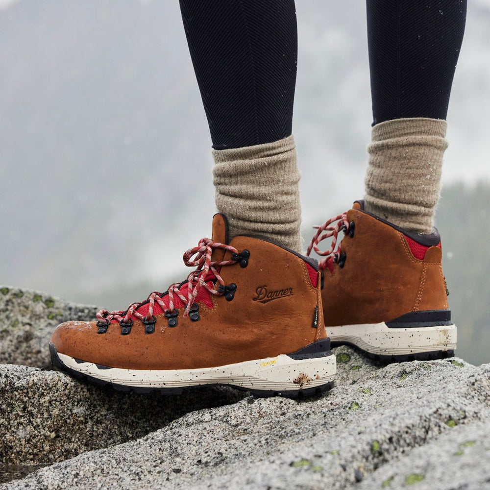 Mountain 600 EVO Mocha Brown/Rhodo Red / Danner Women