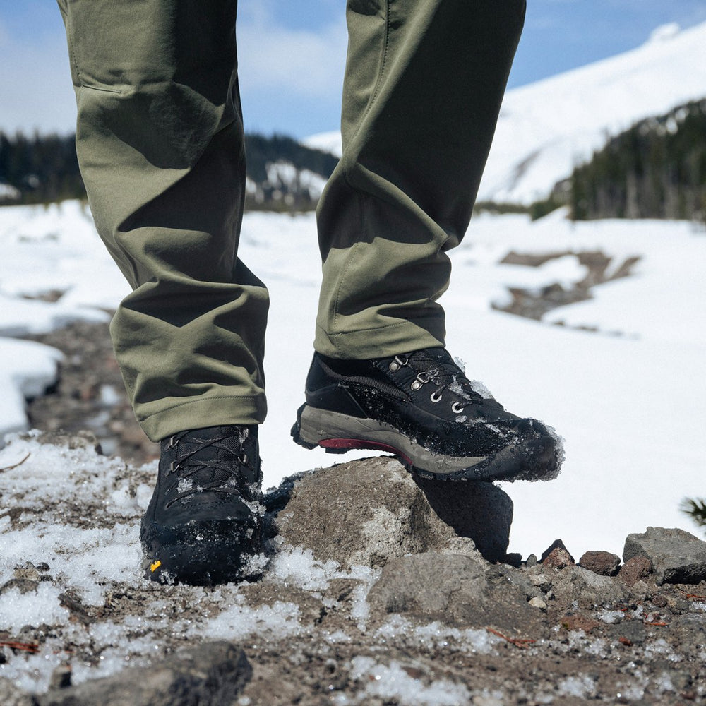 Inquire Winter Jet Black 200G / Danner Women