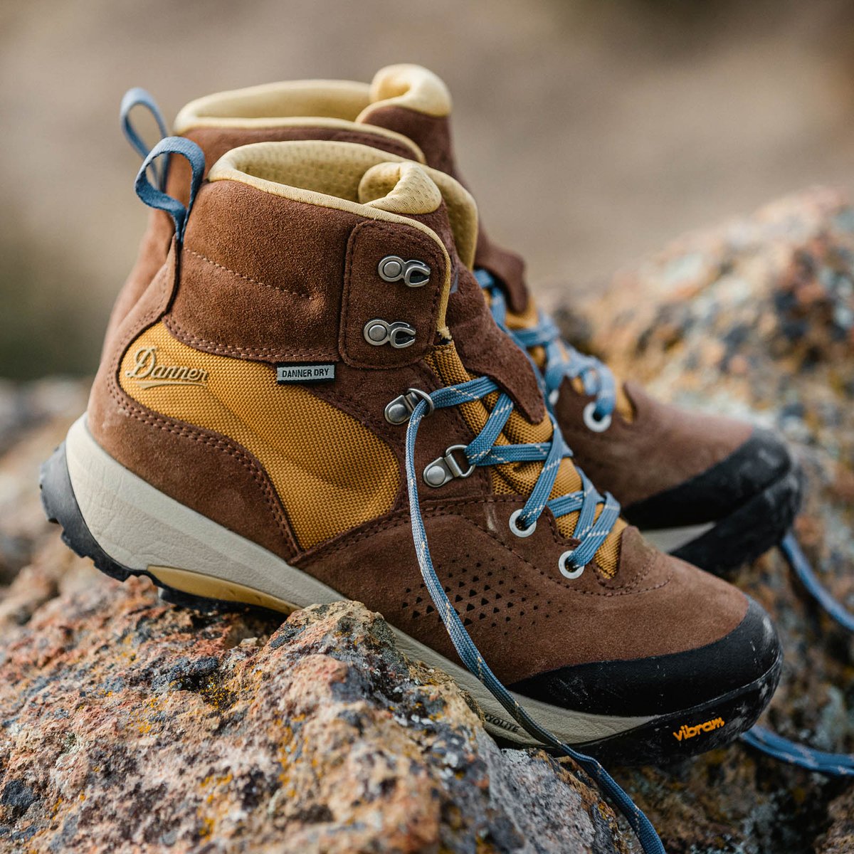 Inquire Mid Pinecone Brown/Prairie Sand / Danner Women