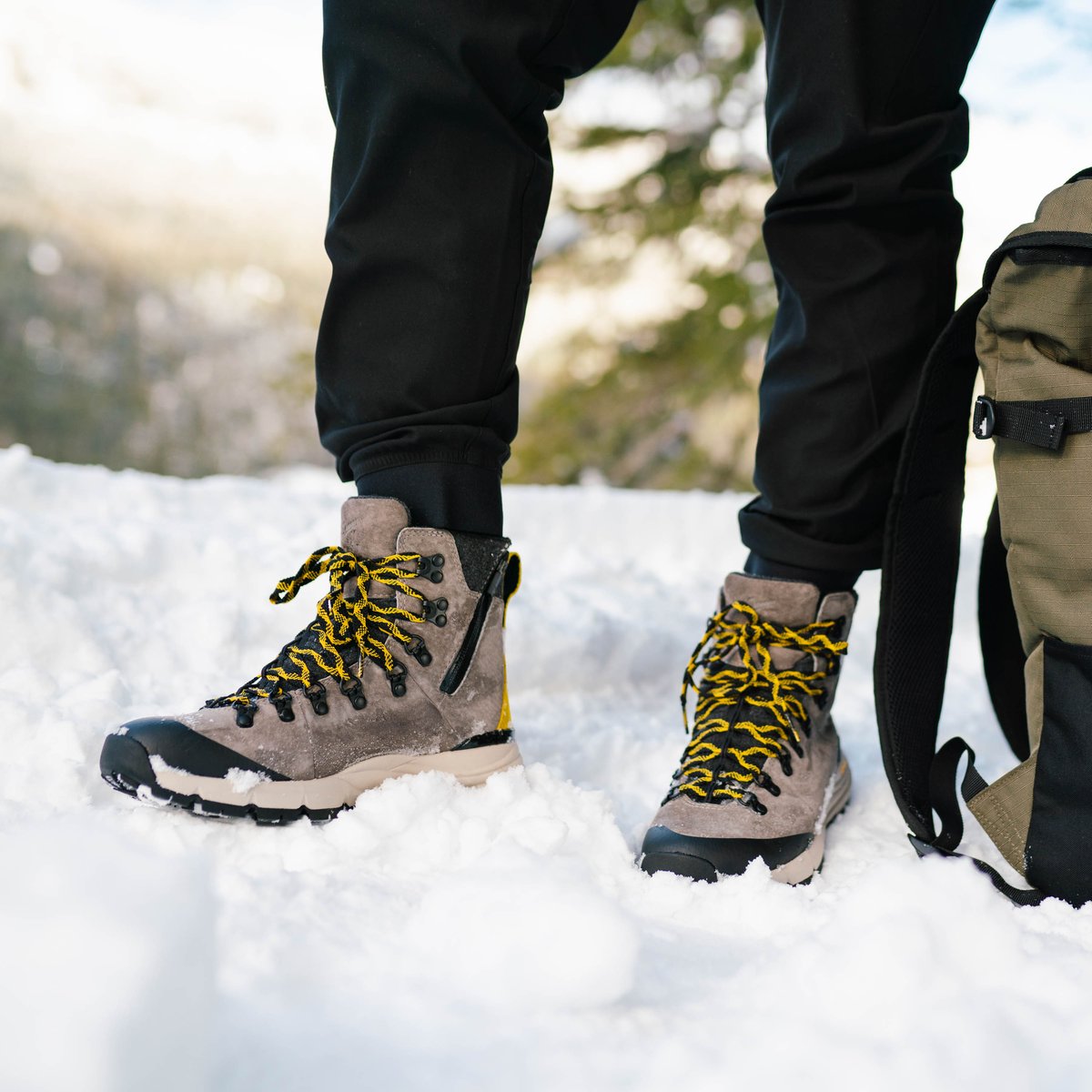 Arctic 600 Side-Zip Driftwood/Yellow Insulated 200G / Danner Women