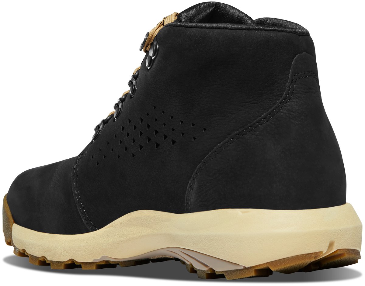 Inquire Chukka Black / Danner Women