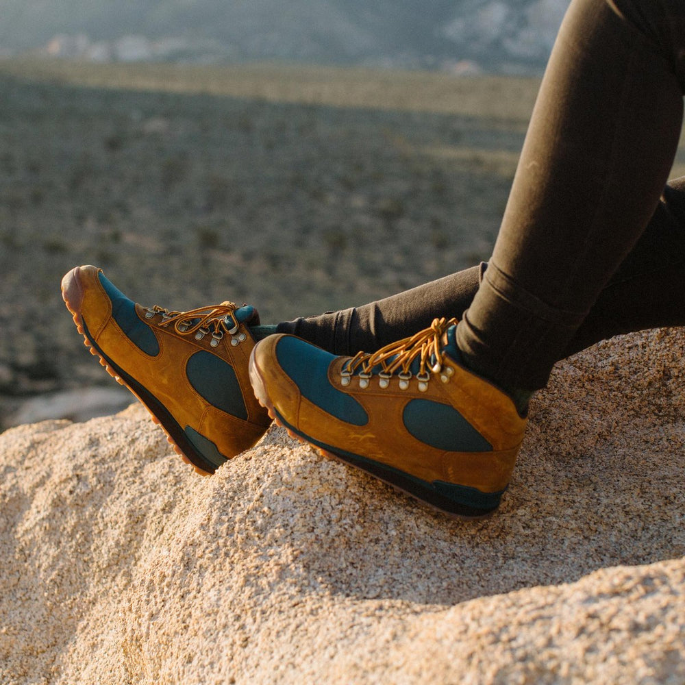 Jag Distressed Brown/Deep Teal / Danner Women