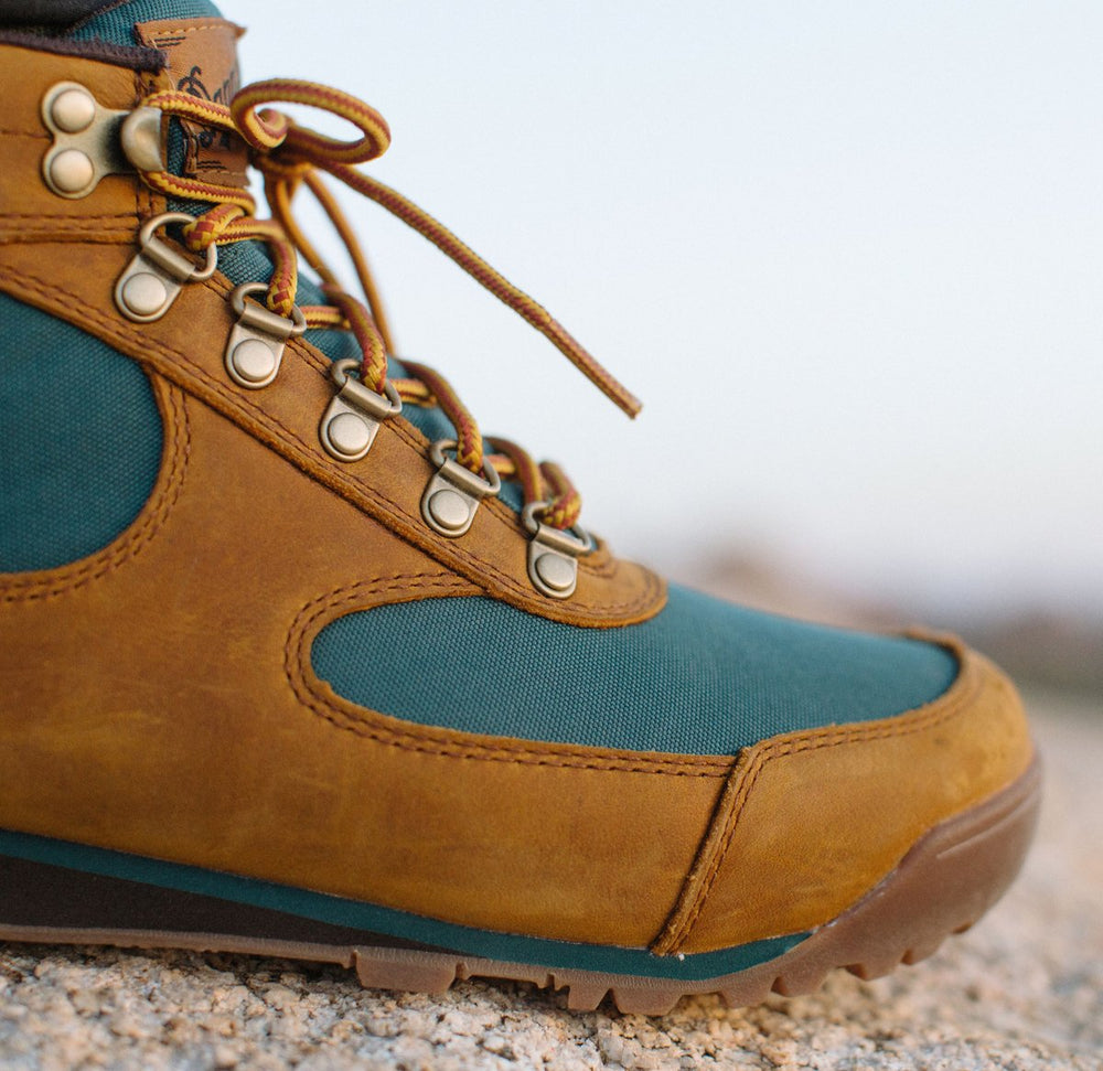 Jag Distressed Brown/Deep Teal / Danner Women